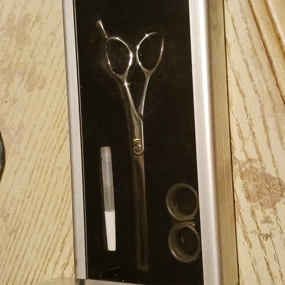 TK TOGATTA Inspire Professional 6 1/2 Shear - Picture 4 of 6